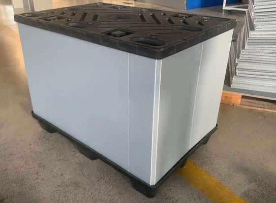 555 X 415MM Plastic Turnover Box PP Sleeve Pallet Container Honeycomb Sheet Boarding