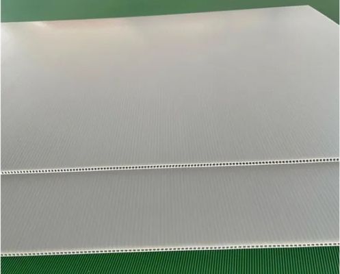 4 Feet Width PP Hollow Sheet Corrugated Plastic Panel for Advertising Water Resistant