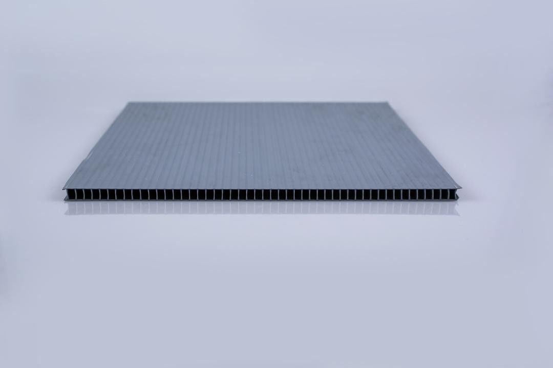 Grey Plastic Corrugated Sheet Square Floor Protection Corflute Board