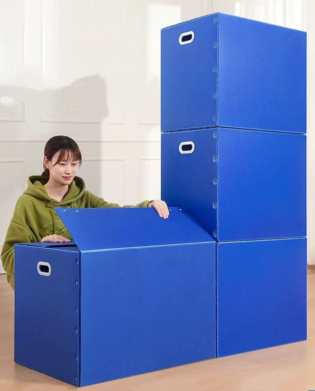 Waterproof PP Hollow Sheet Plastic Corrugated Panel Box For Company Storage